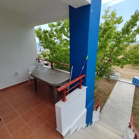 Apartment By The Sea B Sozopoli