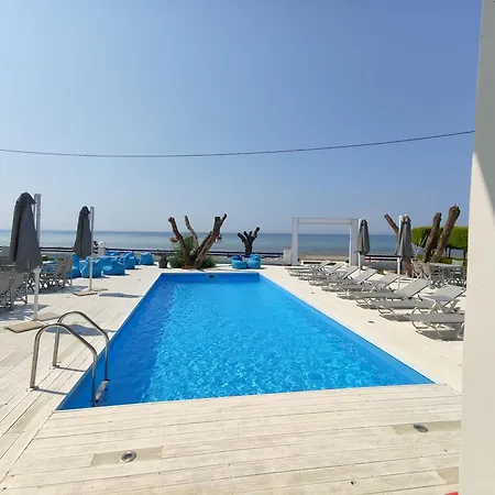 By The Sea B Apartment