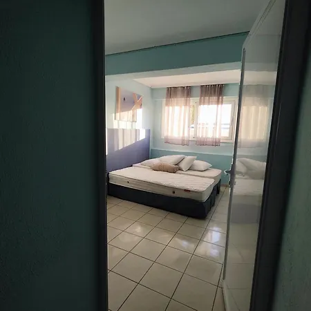 By The Sea B דירה *