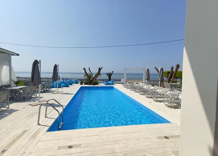 By The Sea B Apartment