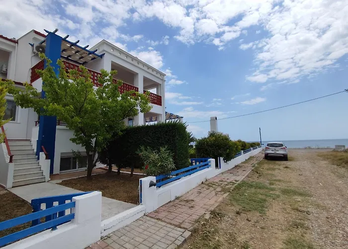 By The Sea B Apartment